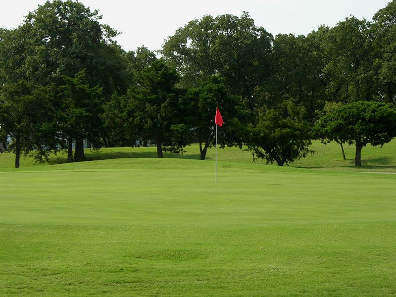 Chickasaw Pointe Golf Course in Kingston features beautifully manicured greens like these at the 8th hole.