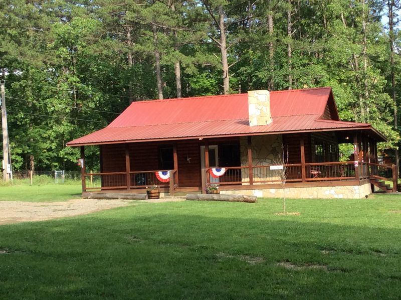 Friendly Pines Cabins | TravelOK.com - Oklahoma's Official ...