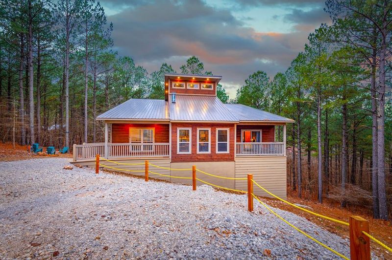 The Cabins at Broken Bow Lake Oklahoma's Official