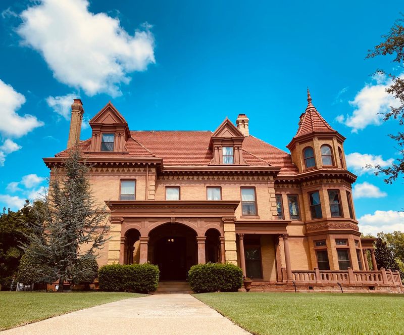 Henry and Anna Overholser Mansion Oklahoma's Official