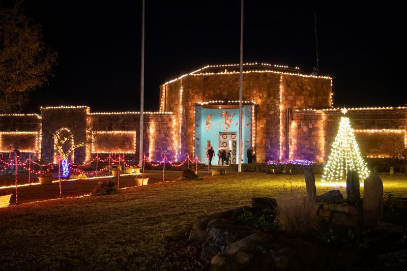 Woolaroc Christmas Lights 2022 Woolaroc Wonderland Of Lights | Travelok.com - Oklahoma's Official Travel &  Tourism Site