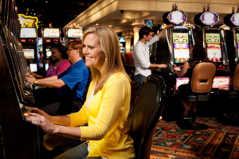 who owns winstar casino in oklahoma