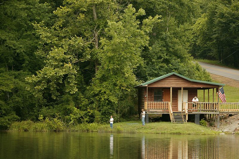 Broken Bow Lake Oklahoma's Official Travel & Tourism Site