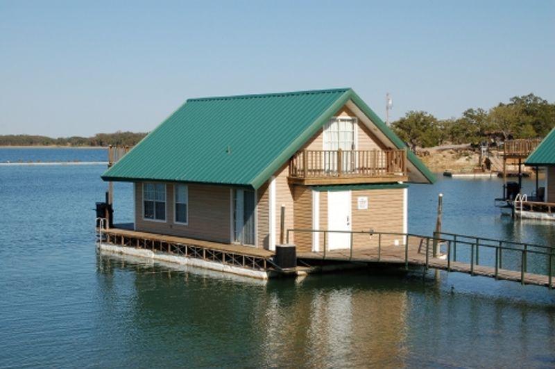 Lake Murray Floating Cabins | TravelOK.com - Oklahoma's Official ...
