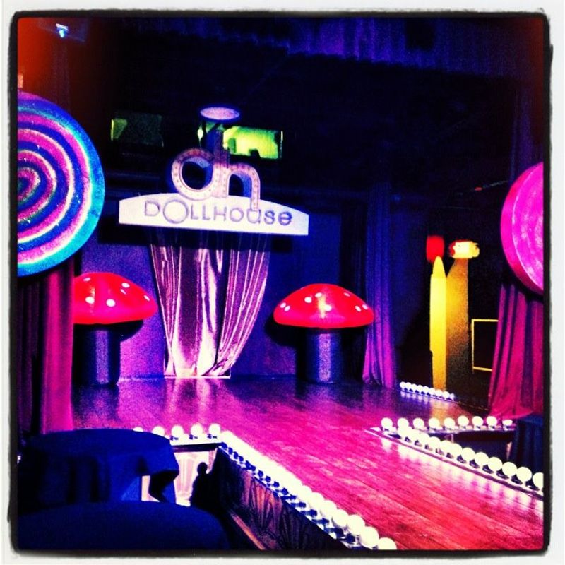 Dollhouse Lounge & Burlesque Oklahoma's Official