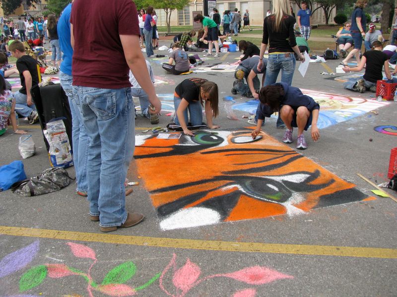 Montmartre Chalk Art Festival Oklahoma's Official
