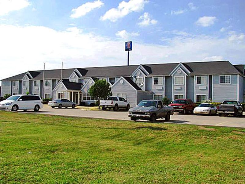 Motel 6 | TravelOK.com - Oklahoma's Official Travel & Tourism Site