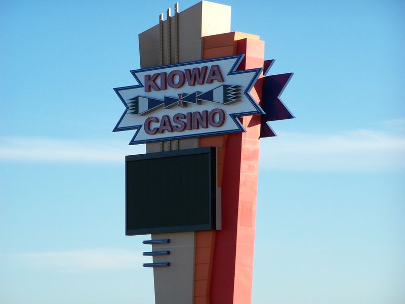 do the kiowa tribe have a casino