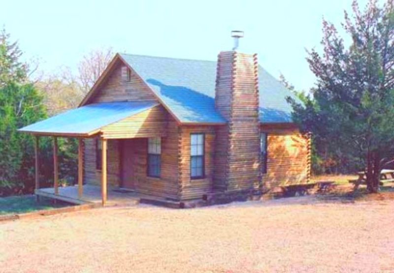 Cedar Creek Cabins Travelok Com Oklahoma S Official Travel