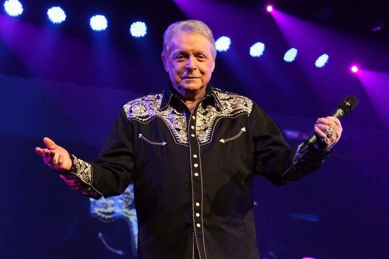 Mickey Gilley in Concert Oklahoma's Official Travel