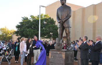 ITIN Vince Gill Statue at NW Classen HS.
