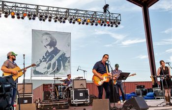 See local talents live at the annual Woody Guthrie Folk Festival held in Okemah.