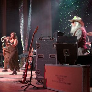 Leon Russell performing at his Oklahoma Music Hall of Fame induction ceremony in 2006