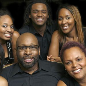 Wayman Tisdale with his family in 2008