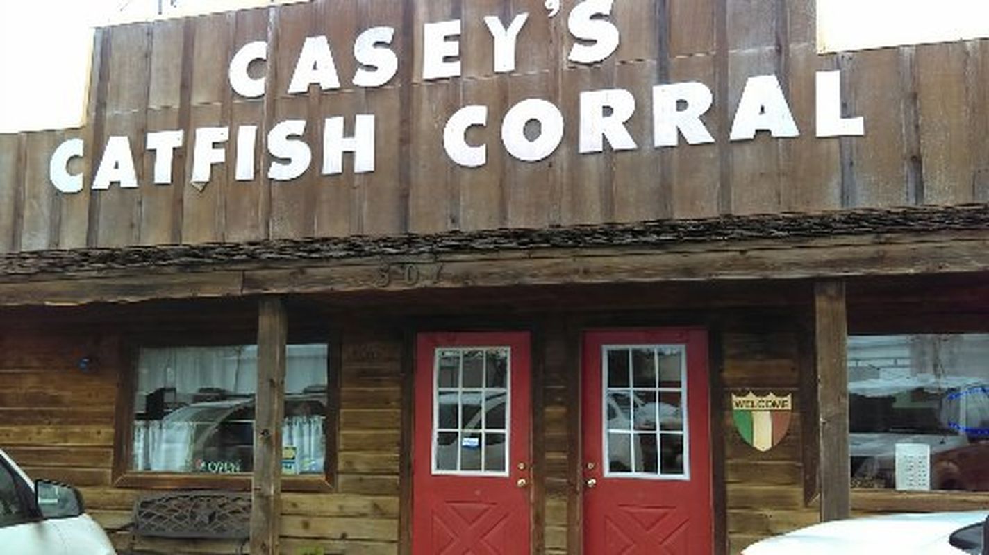 Caseys Catfish Corral | TravelOK.com - Oklahomas Official Travel &  Tourism Site