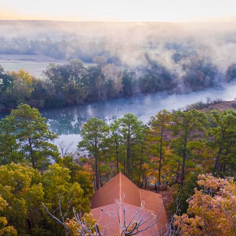 Experience the beauty of southeast Oklahoma with a stay at Beavers Bend Adventures.