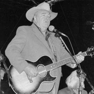 Singer and songwriter Hoyt Axton was born in Duncan, and grew up in Oklahoma.