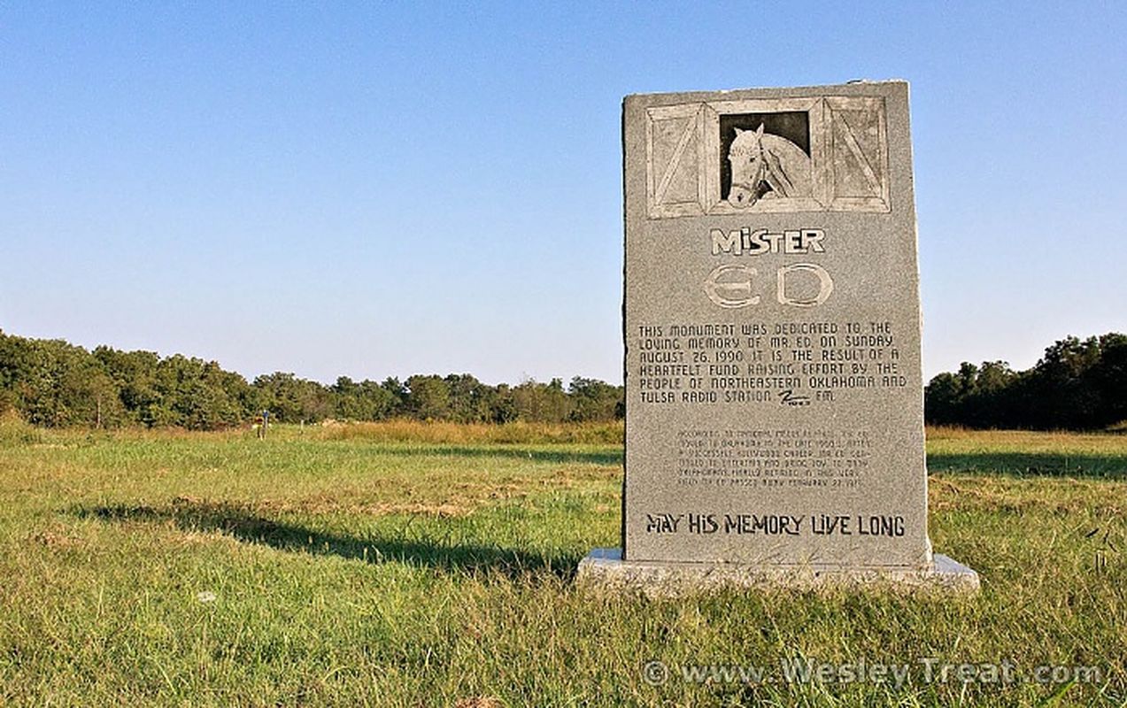 The Grave of Mister Ed | TravelOK.com - Oklahoma's Official Travel & Tourism Site