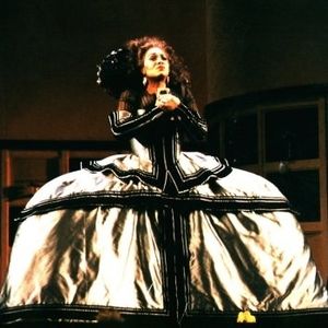 Leona Mitchell was inducted into the Oklahoma Women's Hall of Fame in 1983 for her success in the opera industry.