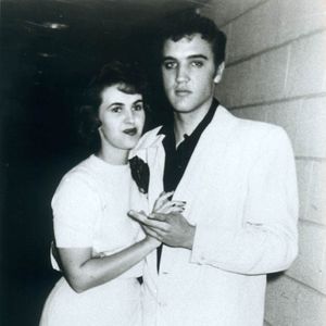 Wanda Jackson and Elvis Presley dated for a time and she still wears his ring around her neck.